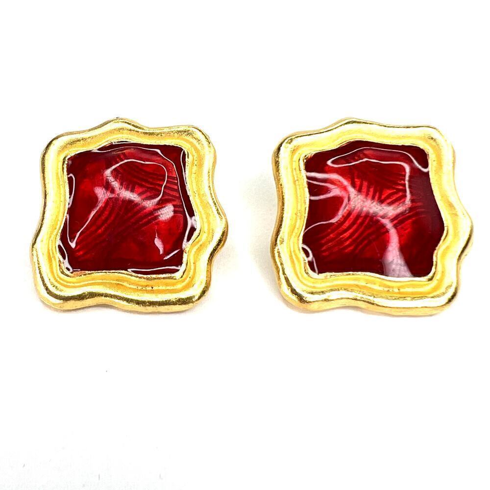 Vintage Gold Tone Metal Wavy Square Stud Post Earrings Ruby Red Acrylic Gem 90s